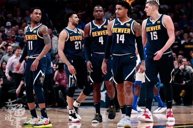 而当勇士换 而当勇士换