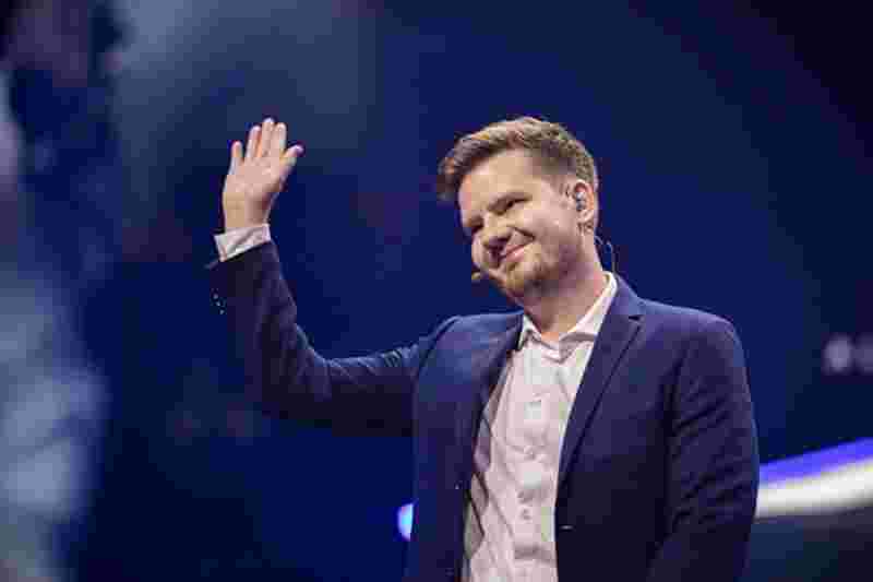 成了硬核玩 成了硬核玩